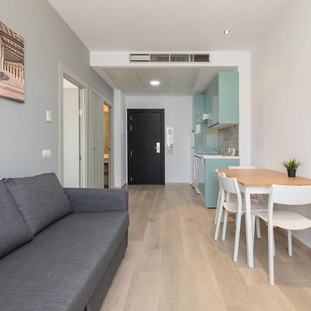 Apartment With Free Parking And Pool Bormujos Eksteriør billede