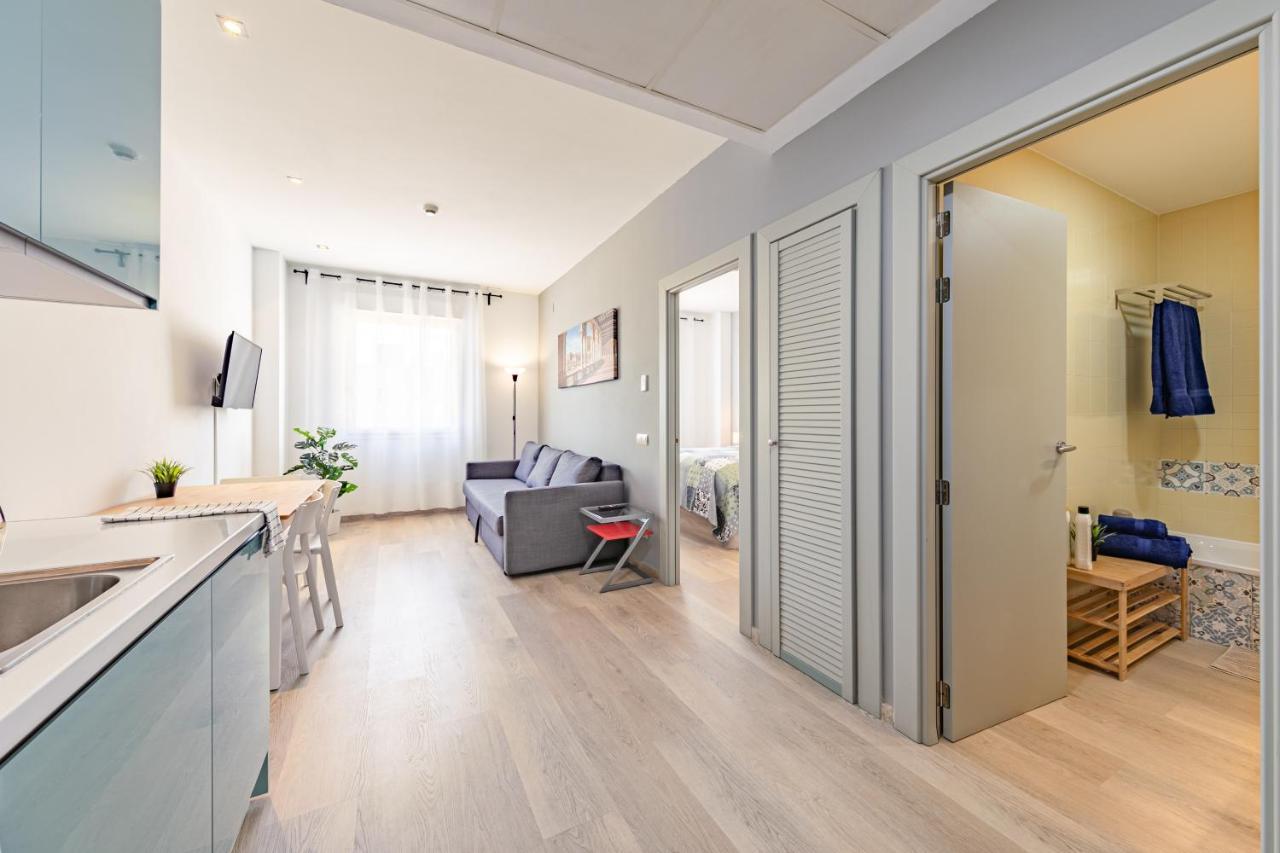 Apartment With Free Parking And Pool Bormujos Eksteriør billede